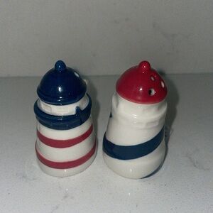 Mini lighthouse salt & pepper set new